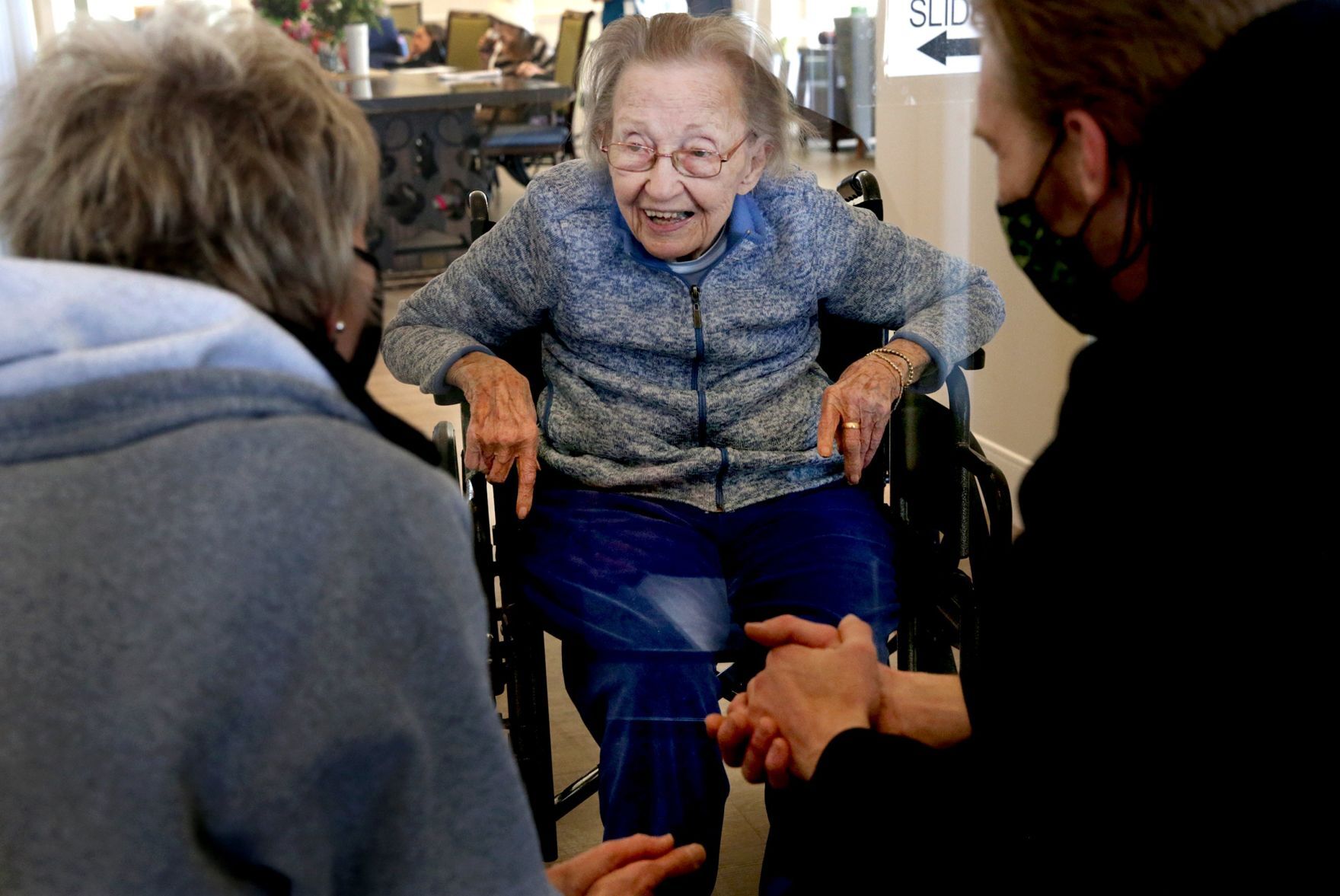Families enjoy new indoor plexiglass visits at Cottages of Lake St. Louis